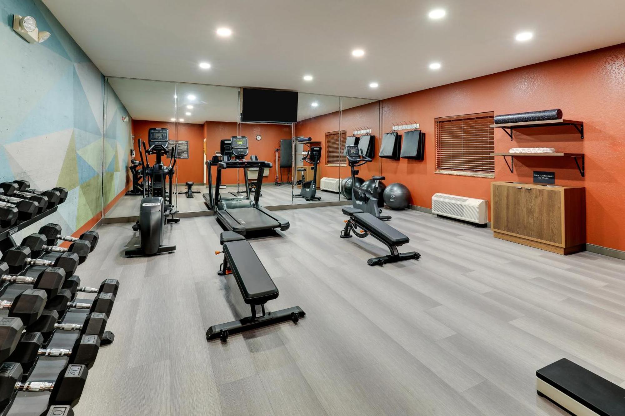 Candlewood By Ihg Hotel Lexington
