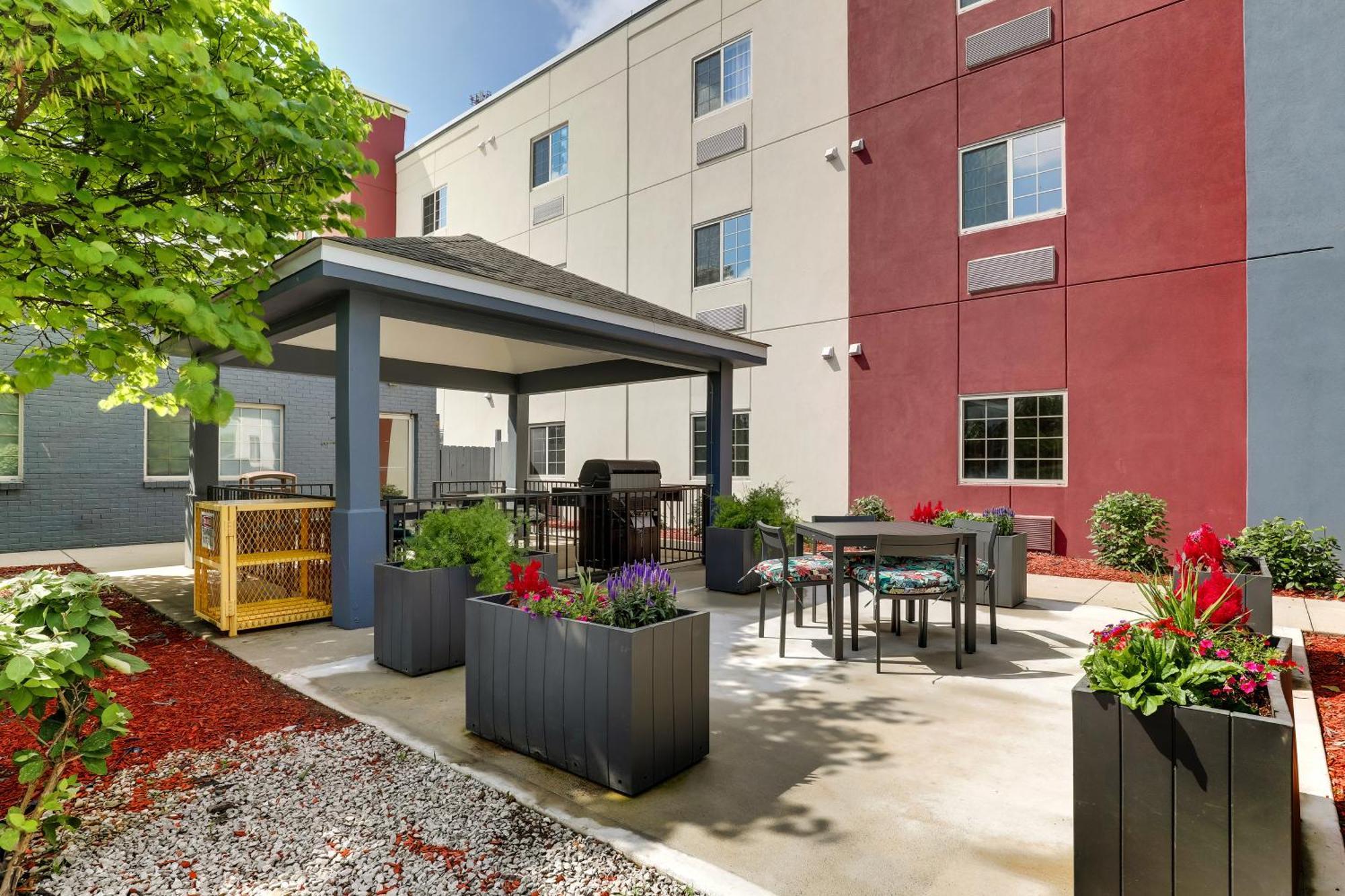 Candlewood By Ihg 3*