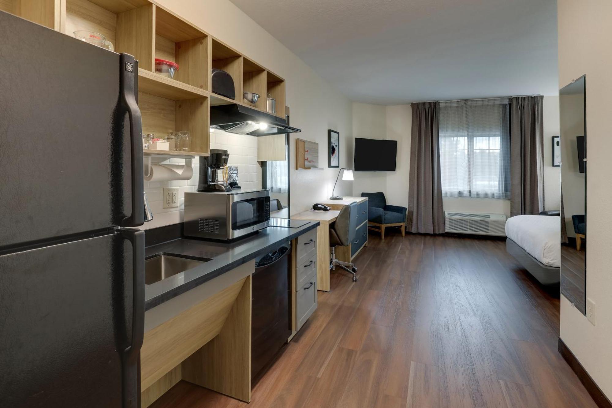 Candlewood By Ihg Hotel 3*