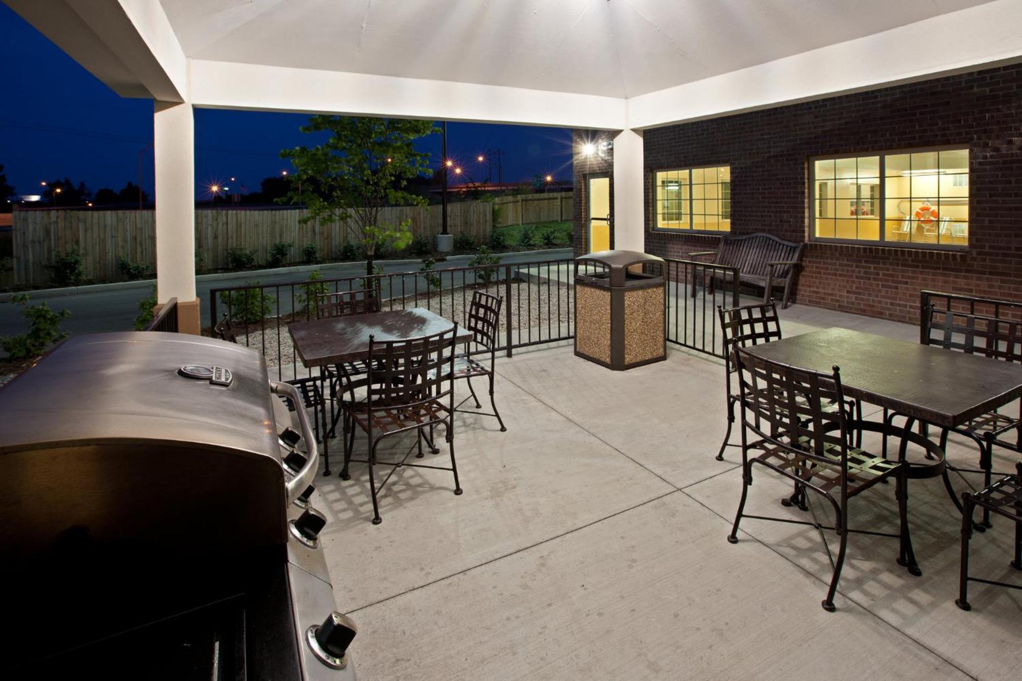 Candlewood By Ihg Hotel 3*