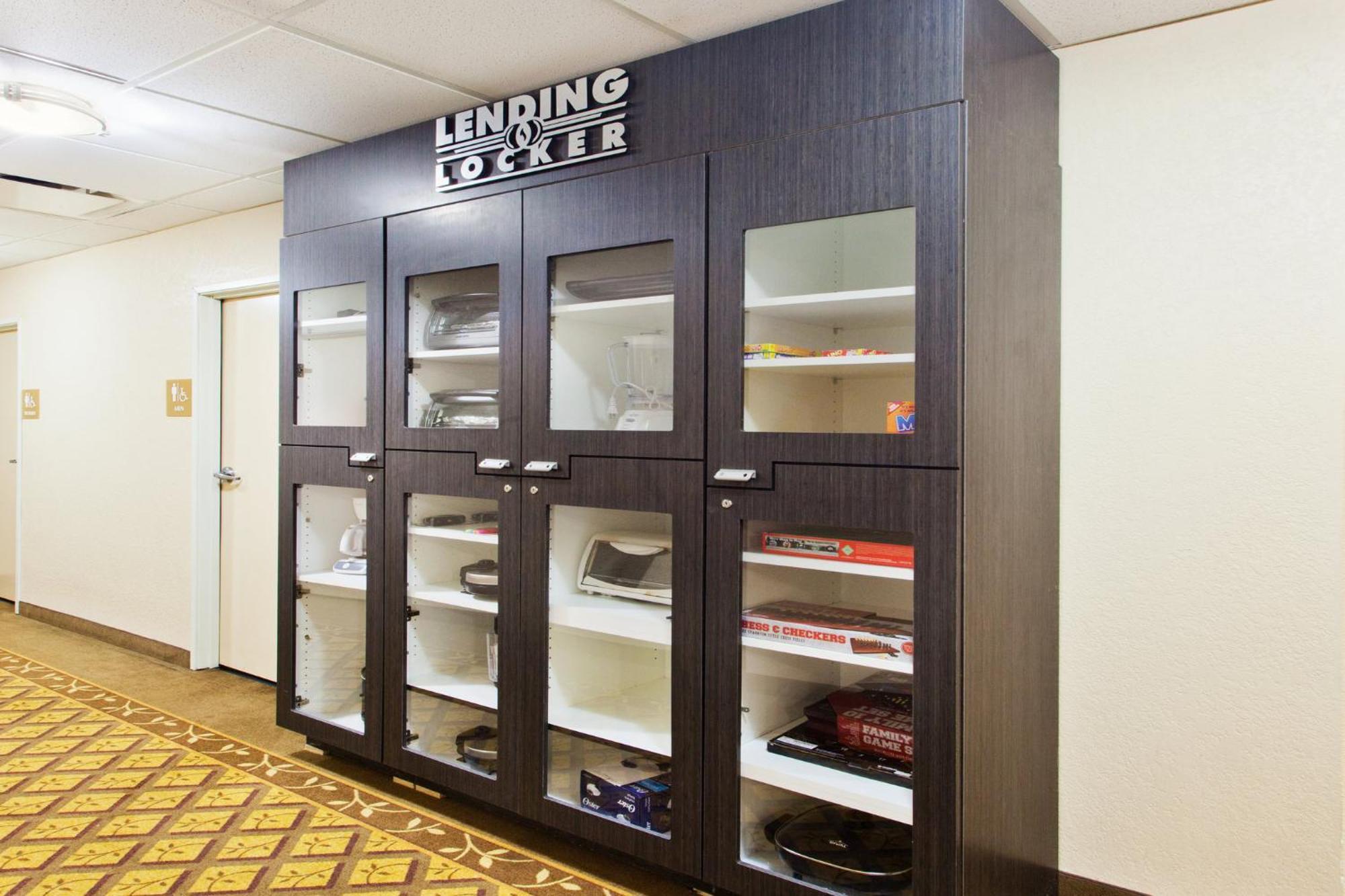 Hotel Candlewood By Ihg 3*
